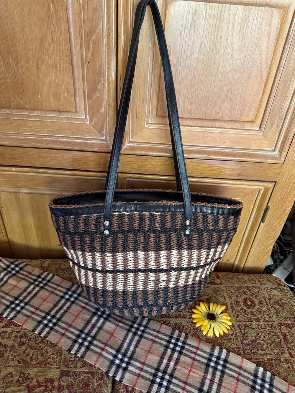 🌺 PATRICIA NASH; Sellia Maize Specialty Woven Tan/Black Zipper Top Tote Bag 4 U! - Picture 10 of 16